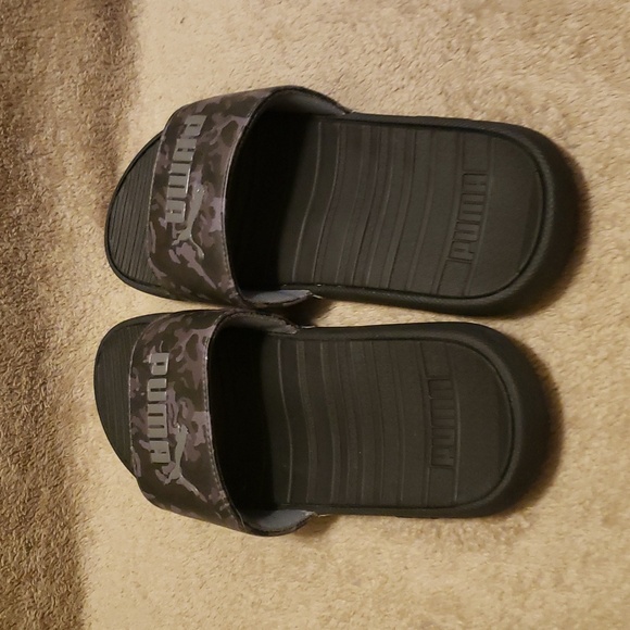 Puma slides - Picture 3 of 6